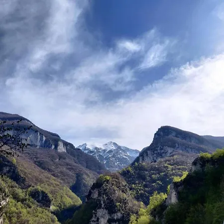 La Valle Dell'eden Holiday home *